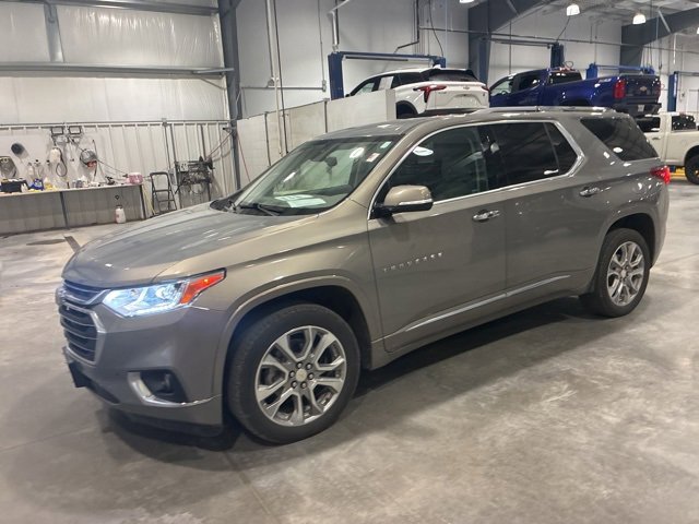 Used 2018 Chevrolet Traverse Premier with VIN 1GNEVJKW1JJ176296 for sale in Kansas City