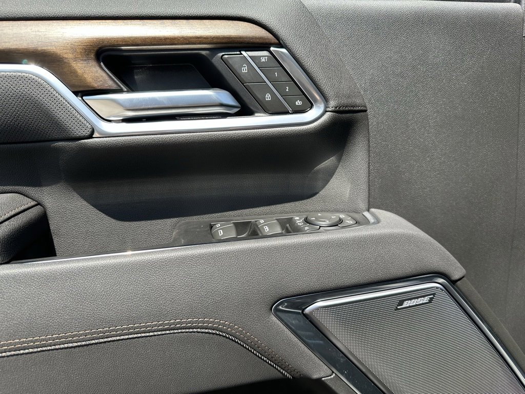 2025 Chevrolet Silverado 2500HD High Country photo 26