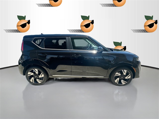 2023 Kia Soul GT-Line photo 8
