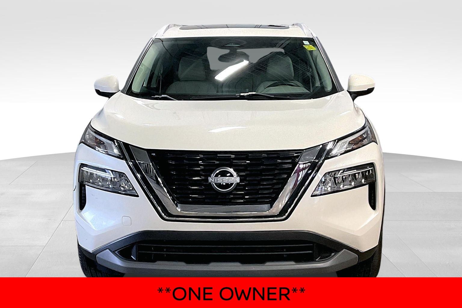 2023 Nissan Rogue SV photo 2