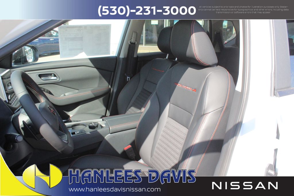 2026 Nissan Rogue SV photo 10