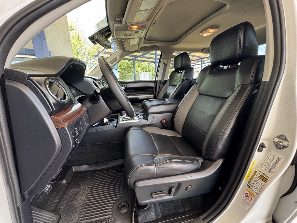 2018 Toyota Tundra Limited photo 18