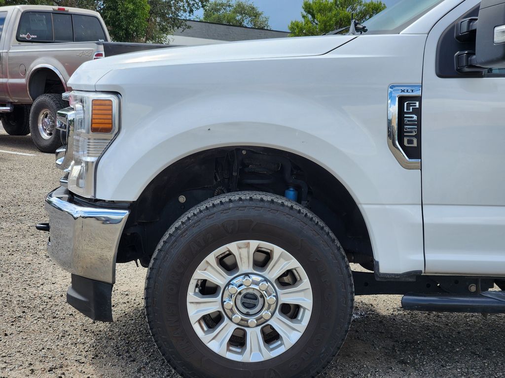 2022 Ford F-250 XLT photo 9