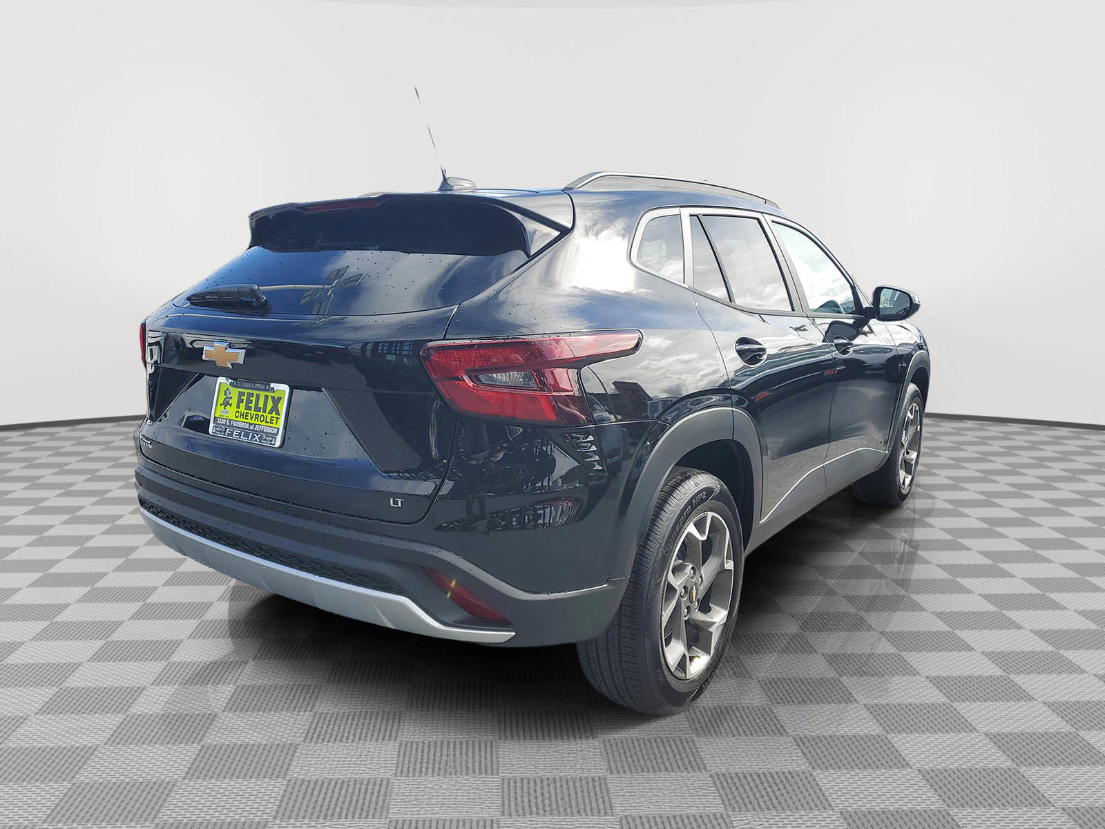 2026 Chevrolet Trax LT photo 3