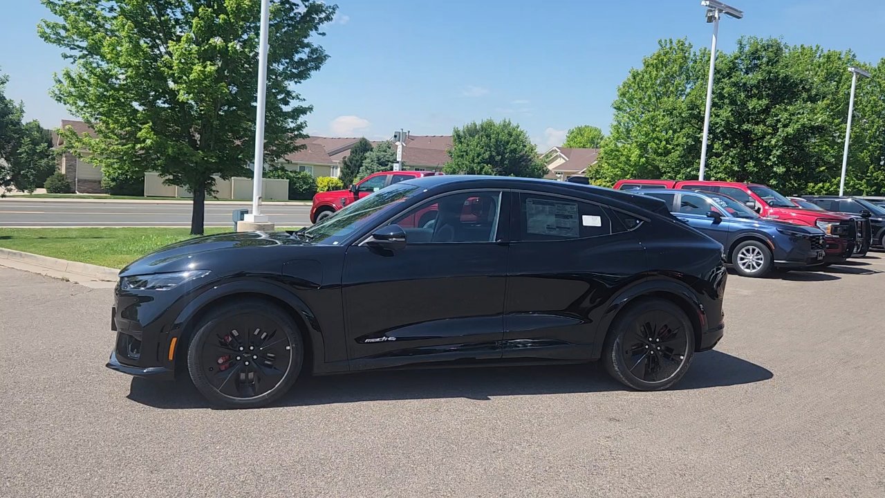 2025 Ford Mustang Mach-E GT photo 2
