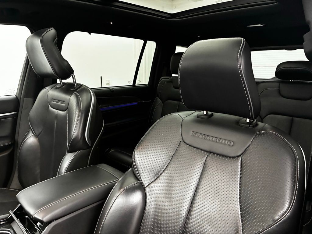 2022 Jeep Grand Cherokee Overland photo 22