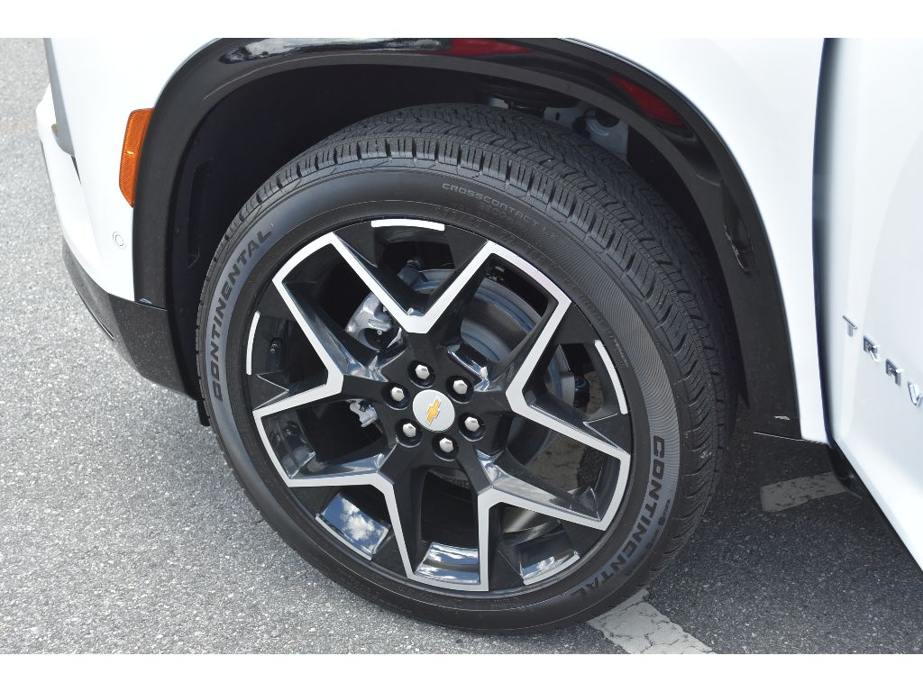 2025 Chevrolet Traverse High Country photo 8