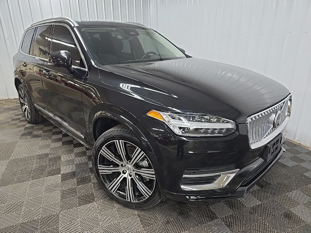 2024 Volvo XC90 B5 Plus photo 7