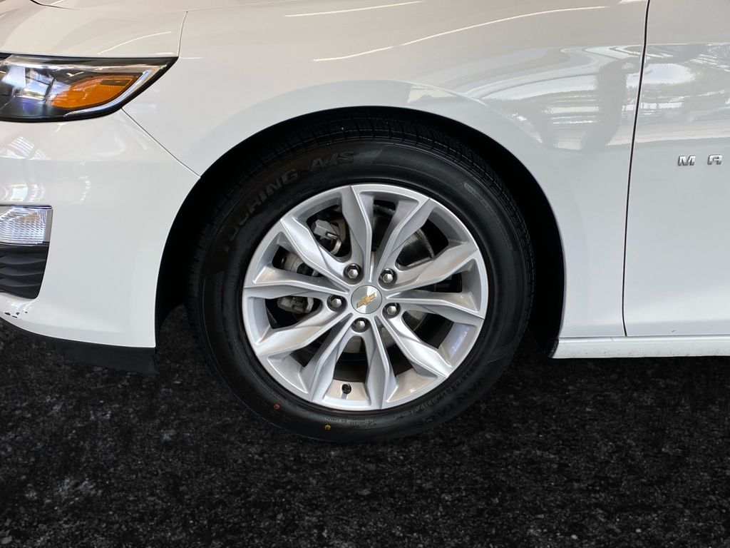 2022 Chevrolet Malibu 1LT photo 25