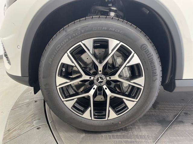 2026 Mercedes Benz GLC 350e 4MATIC photo 4