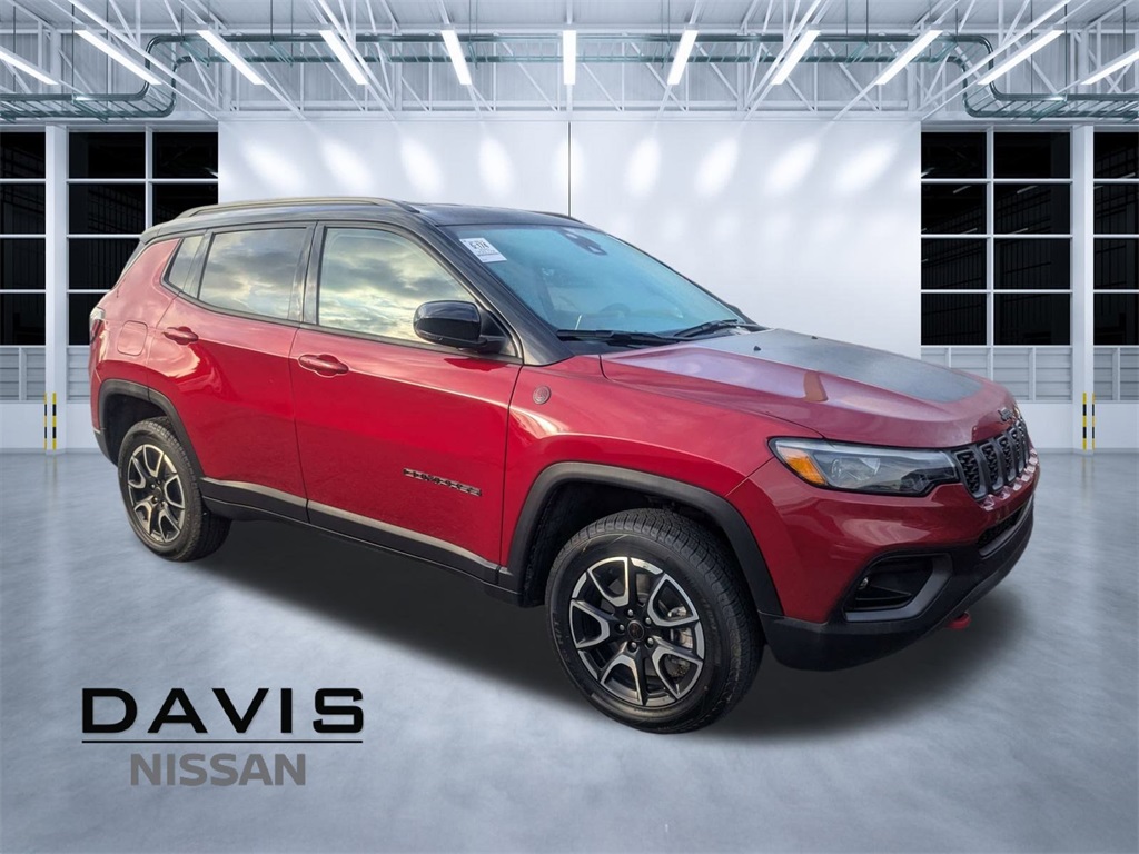 2025 Jeep Compass Trailhawk's photo