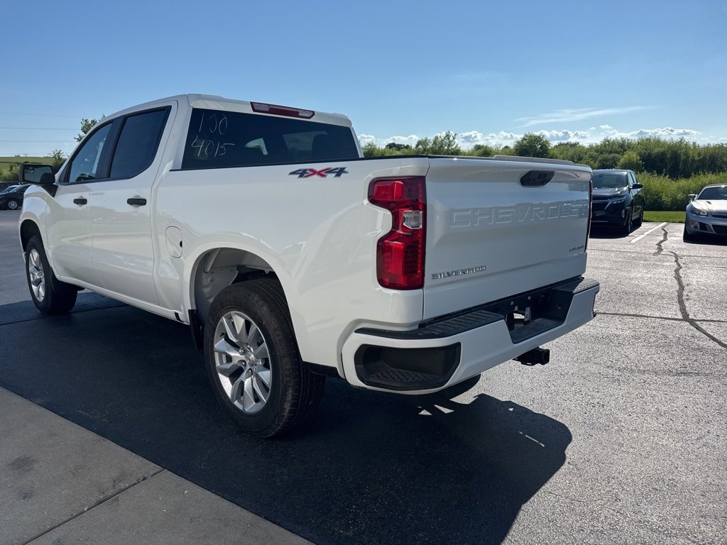 2026 Chevrolet Silverado 1500 Custom photo 5
