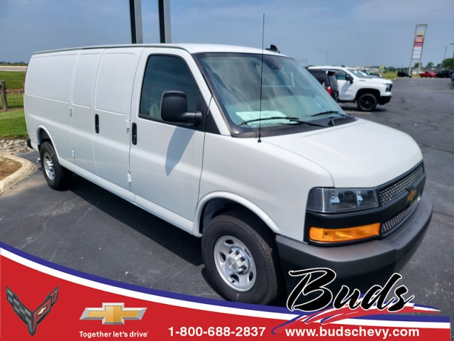 2025 Chevrolet Express Cargo Work Van's photo