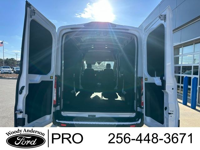 2025 Ford Transit photo 4