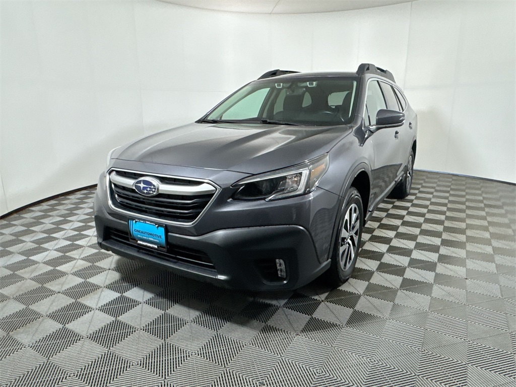 2020 Subaru Outback Premium's photo