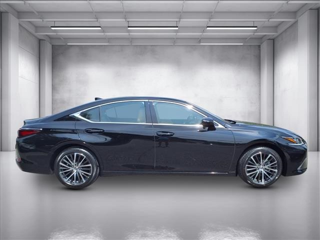 2024 Lexus ES 350 Premium photo 2