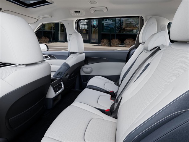 2026 Kia Carnival SX Prestige photo 18