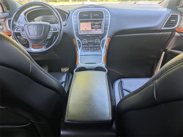 2019 Lincoln Nautilus Reserve photo 24