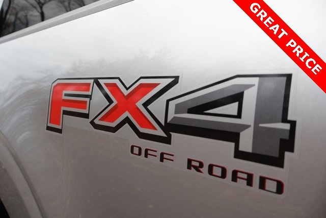 2021 Ford F-150 XLT photo 2