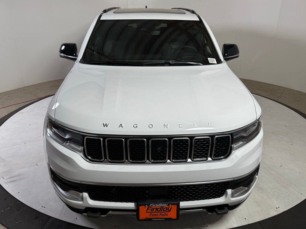 2025 Jeep Wagoneer L Series III photo 2