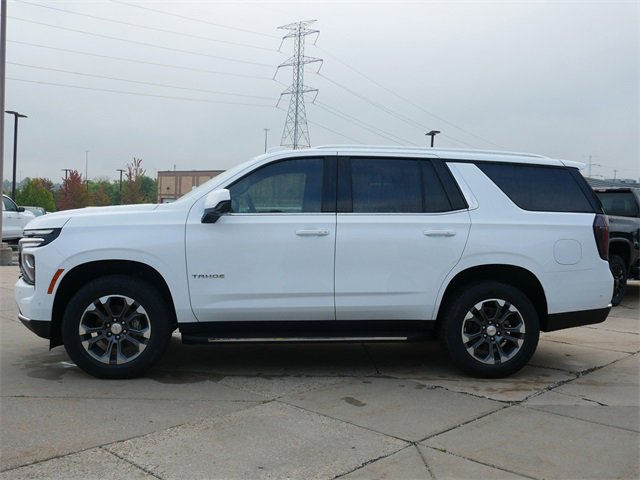 2025 Chevrolet Tahoe LS photo 4