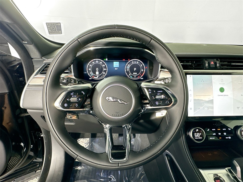 2026 Jaguar F-PACE P250 R-Dynamic S photo 12