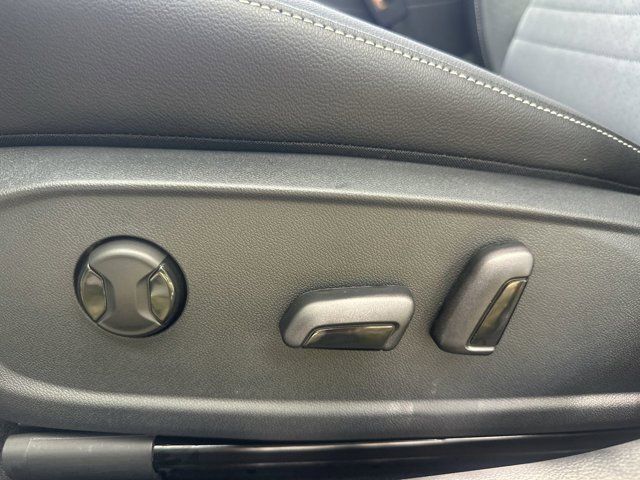 2025 Volkswagen Jetta 1.5T SE photo 4