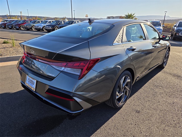 2026 Hyundai Elantra Limited photo 3