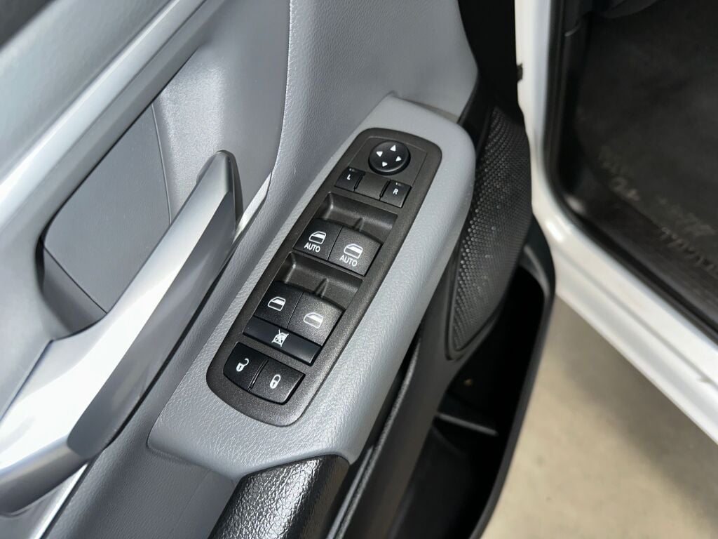 2022 Ram 1500 Big Horn photo 4