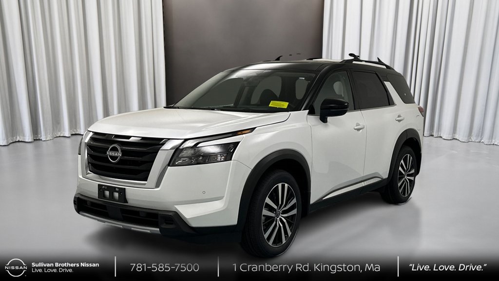 New 2025 Two-tone Everest White Pearl TriCoat / Super Black Nissan Platinum image 1