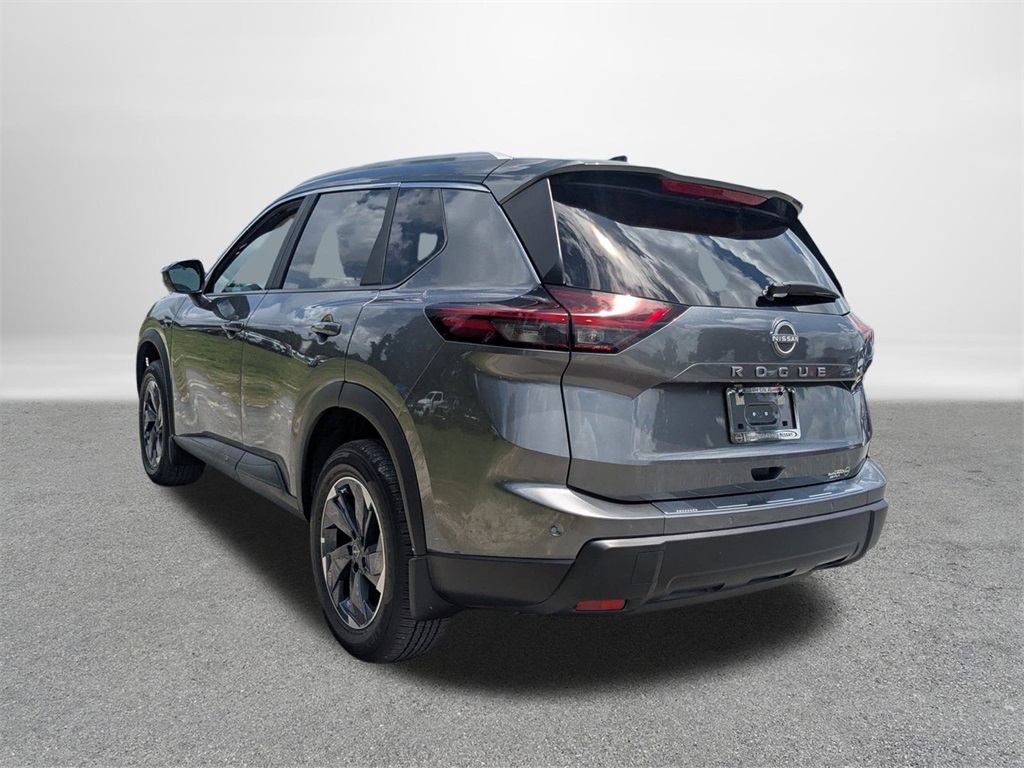 2025 Nissan Rogue SV photo 5
