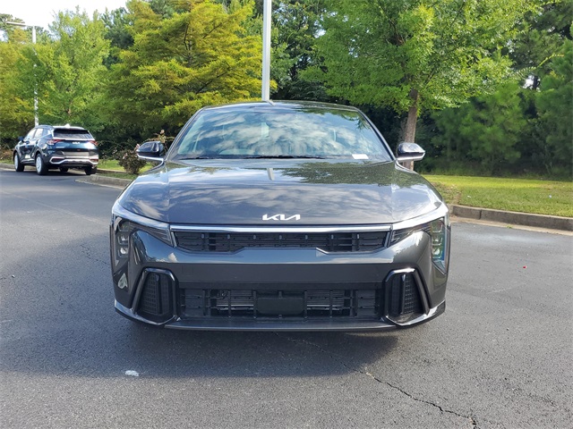 2025 Kia K4 GT-Line photo 2