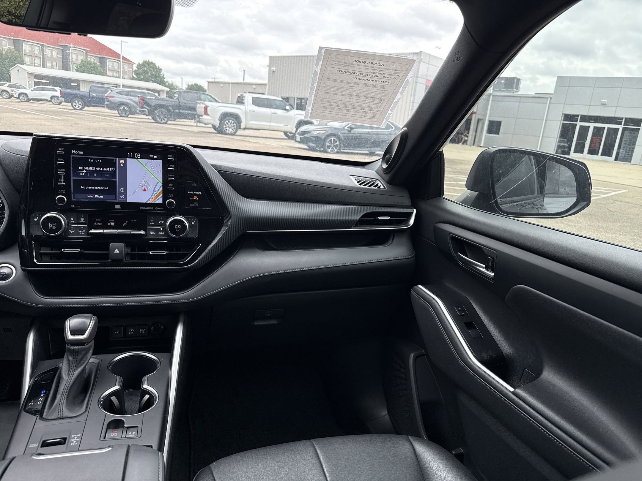 2021 Toyota Highlander XSE photo 26