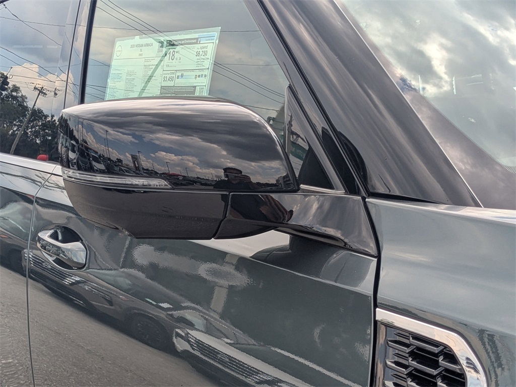 2026 Nissan Armada SL photo 7