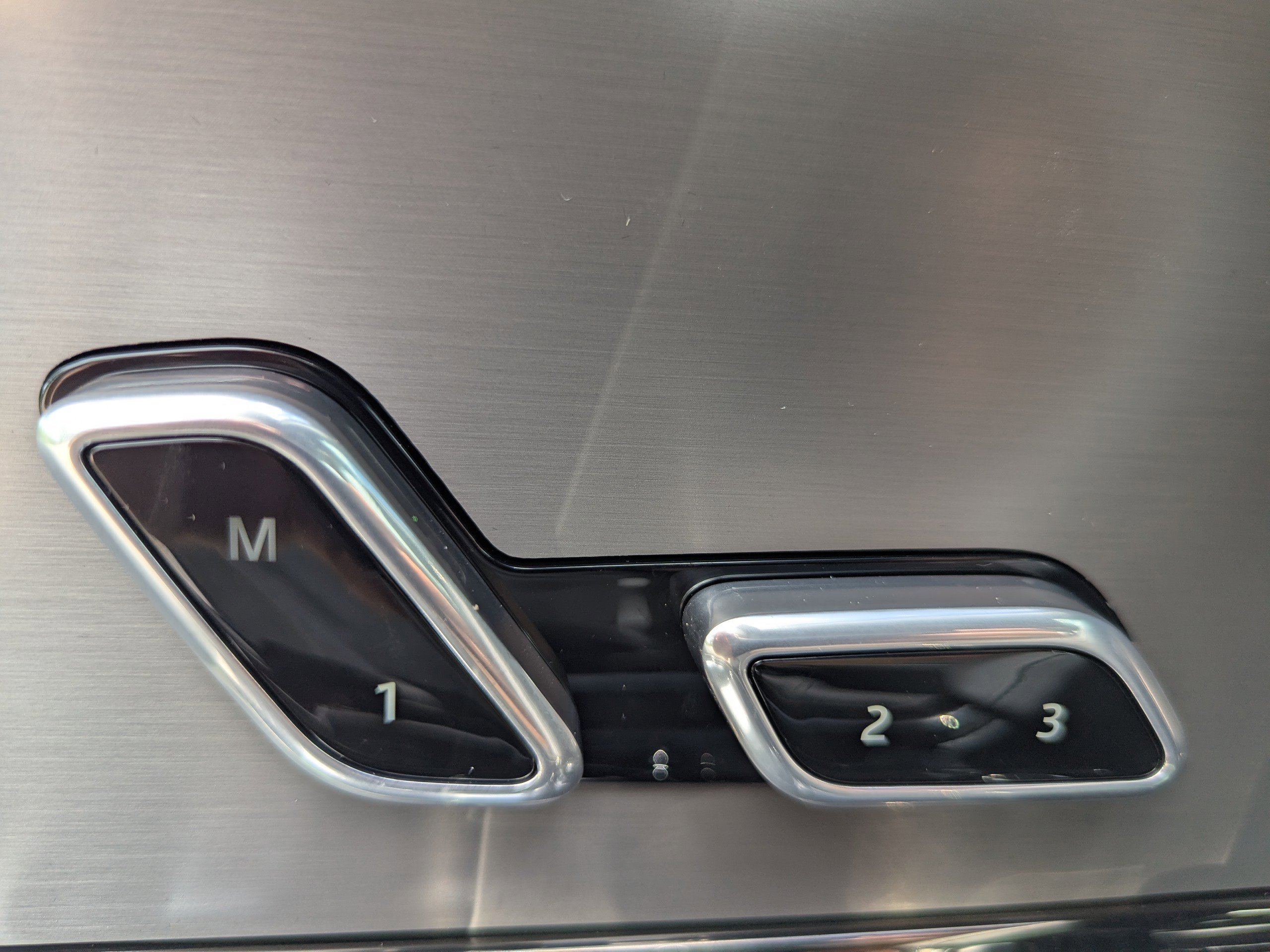 2025 Land Rover Range Rover Sport SE photo 19