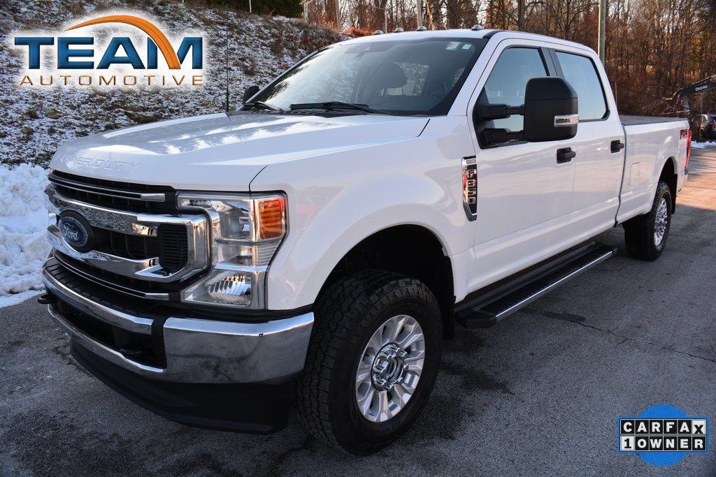 2022 Ford F-350 Super Duty XL's photo