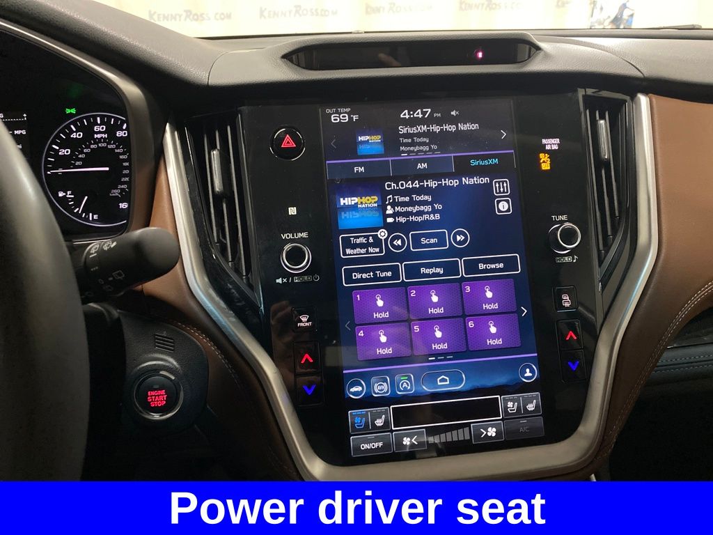 2022 Subaru Outback Touring XT photo 18