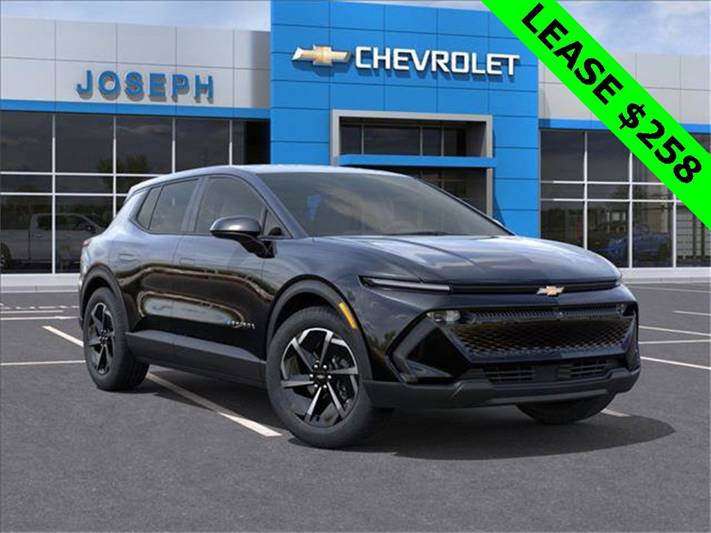 2026 Chevrolet Equinox EV 1LT photo 3