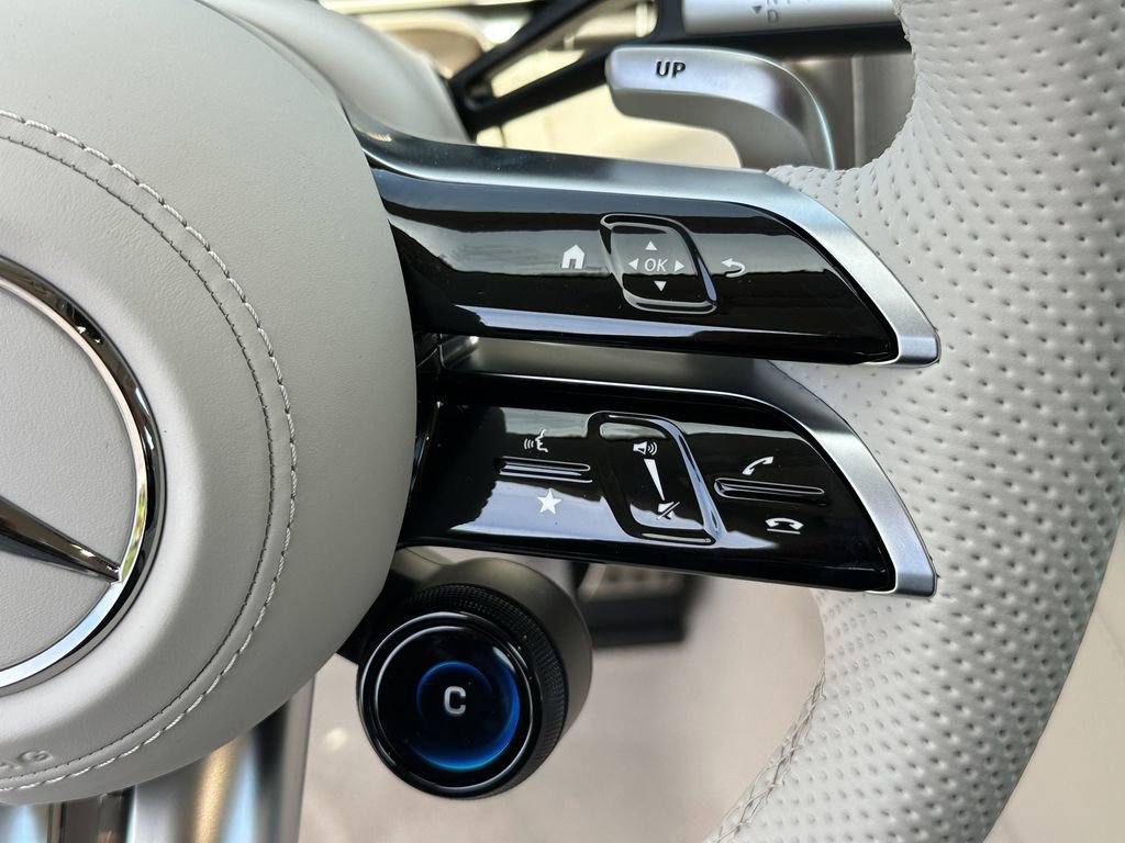 2025 Mercedes Benz S AMG 63 e 4MATIC photo 27