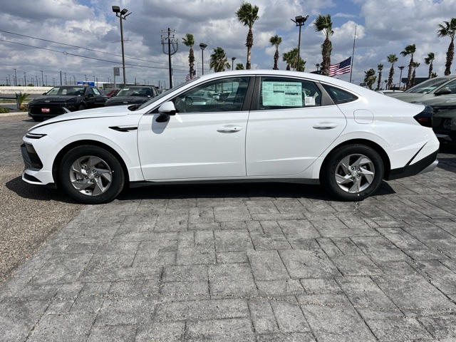 2026 Hyundai Sonata SE photo 3