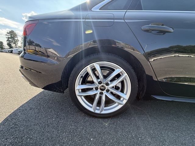 2024 Audi A4 45 S line Premium Plus Quattro photo 10