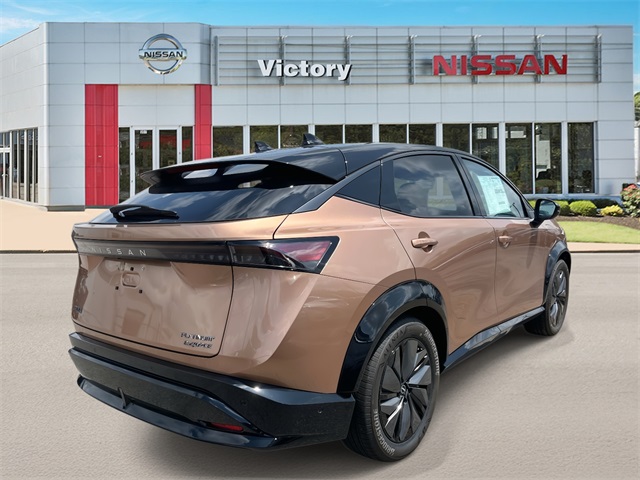 2025 Nissan ARIYA Platinum photo 3