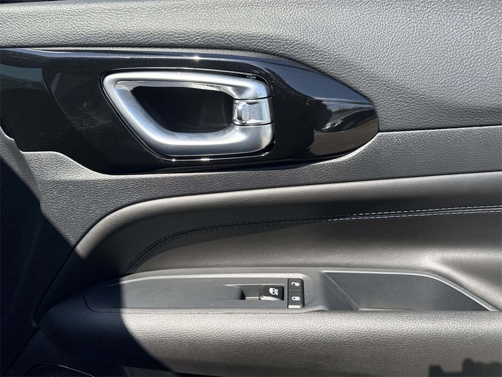 2025 Jeep Compass Latitude photo 28