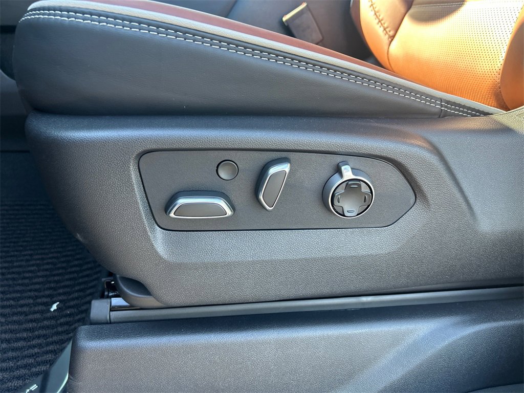 2026 Gmc Sierra 1500 Denali Ultimate photo 16