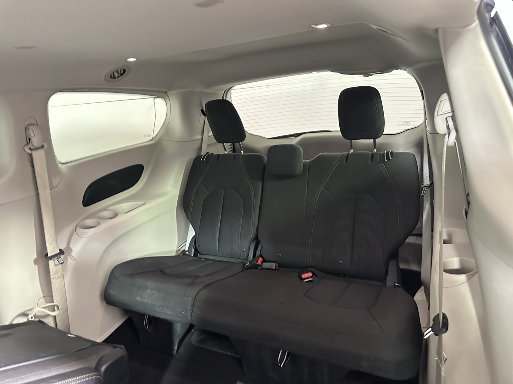2018 Chrysler Pacifica Touring Plus photo 22