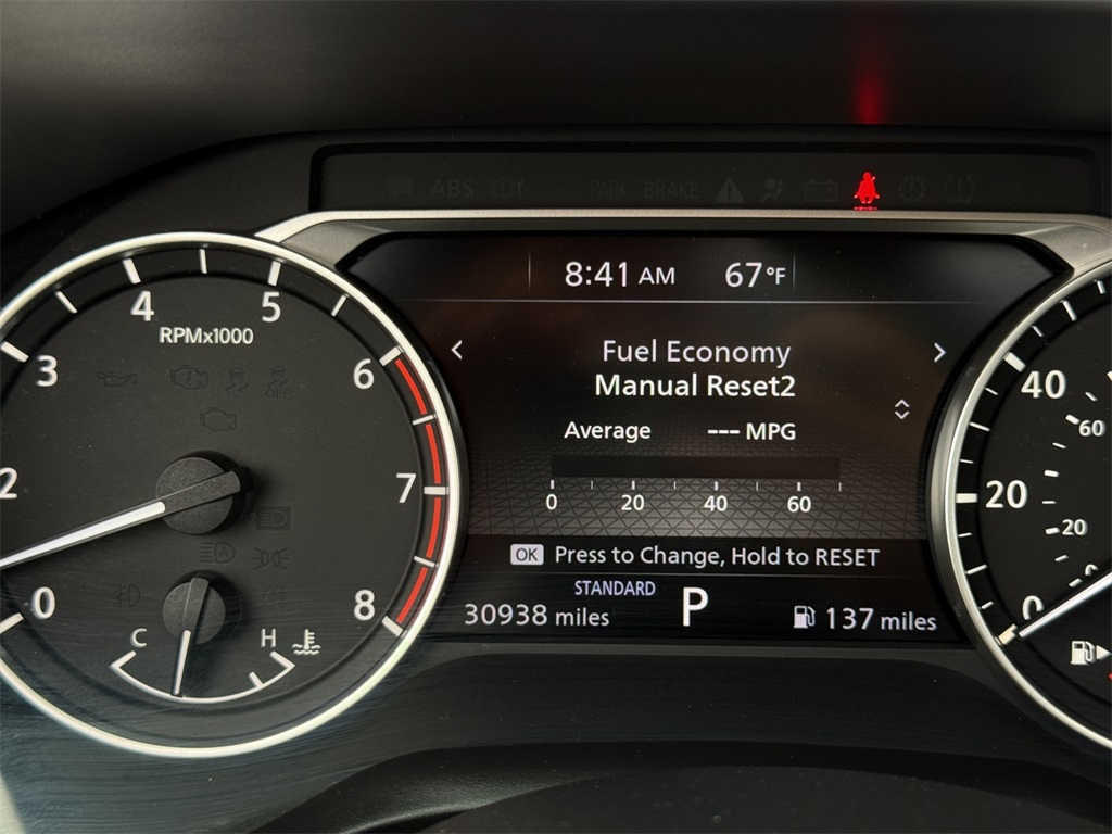 2022 Nissan Rogue SV photo 26