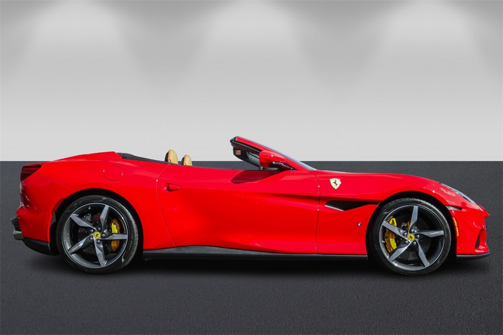 2023 Ferrari Portofino Base photo 2