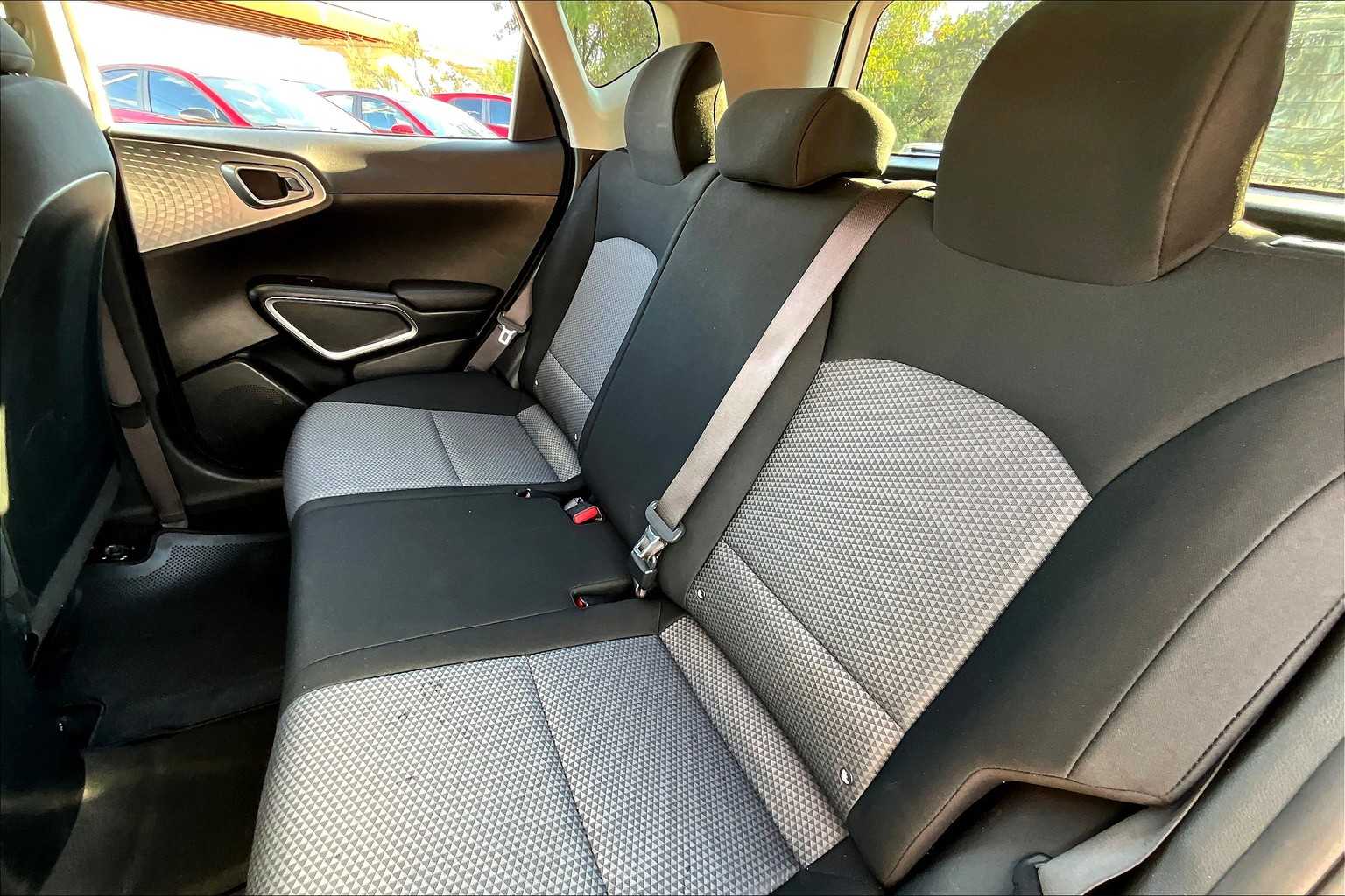 2023 Kia Soul LX S photo 18