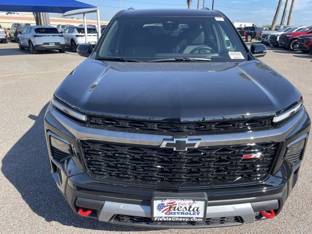 2026 Chevrolet Traverse Z71 photo 2