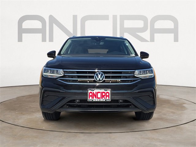 2022 Volkswagen Tiguan SE photo 2